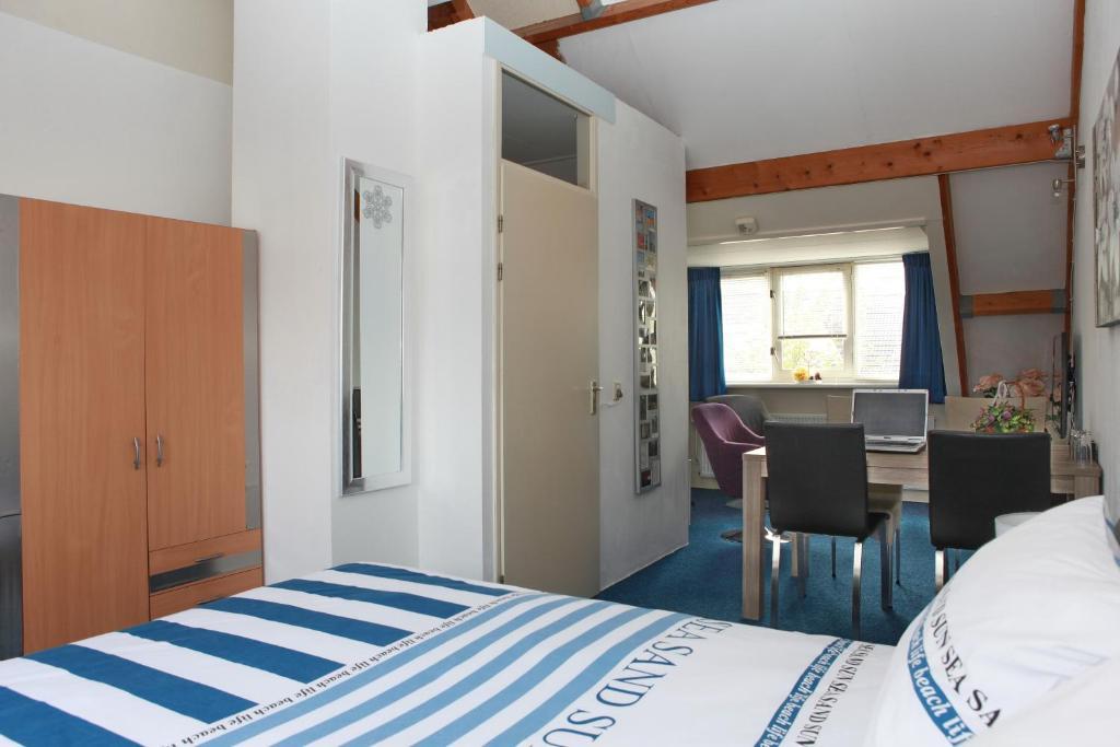 Teska Bed & Breakfast Veenendaal Oda fotoğraf